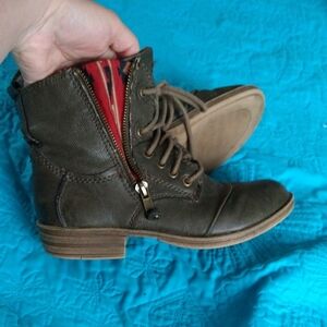 American Rag Olive Brown Lace-Up Ankle Boots with Side Zip